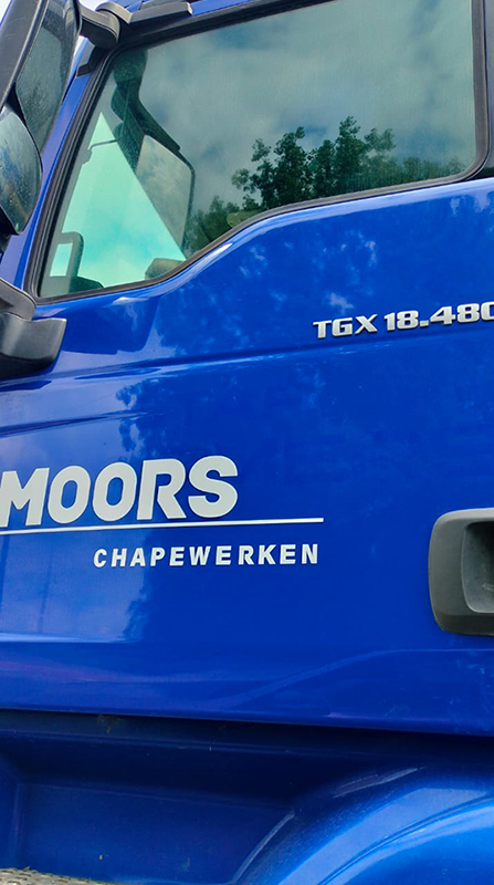 Chapewerken camion zijkant